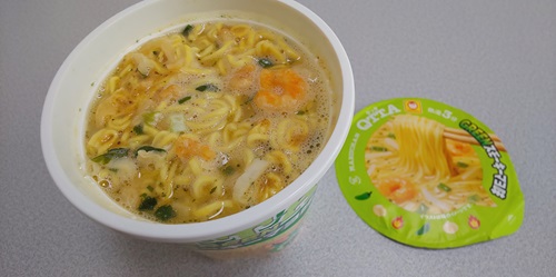 『MARUCHAN QTTA GREENスモーキーマヨ味』