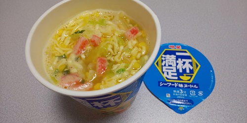 『一杯満足 シーフード味ヌードル』