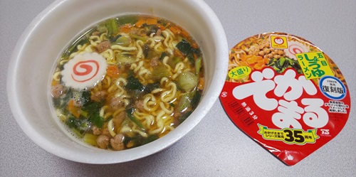 『復刻版 でかまる 五目しょうゆラーメン』