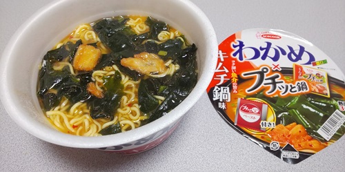『わかめラーメン×プチッと鍋 キムチ鍋味』