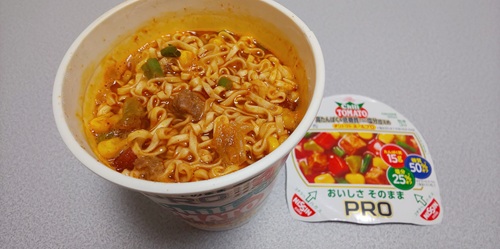 『カップヌードルPRO 高たんぱく＆低糖質さらに塩分控えめ チリトマトヌードル』