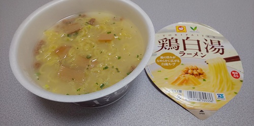 『鶏白湯ラーメン』