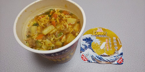 『だし仕込 カップヌードル カレー』