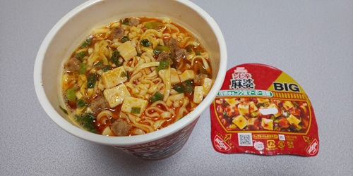 『カップヌードルBIG 花椒香るシビ辛麻婆』