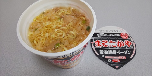 『まるたかや監修 醤油豚骨ラーメン』
