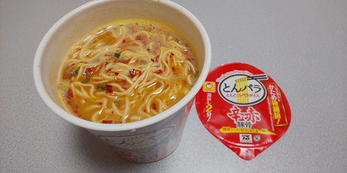 『とんこつパラダイス 辛赤豚骨』