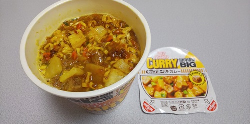 『カップヌードルBIG カレー』