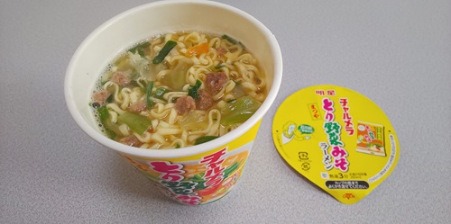 『チャルメラカップ とり野菜みそラーメン』