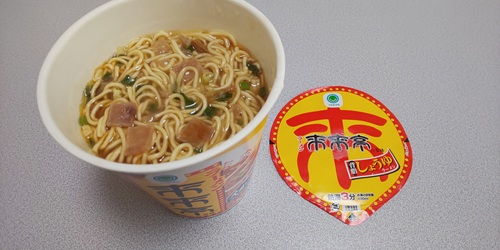 『来来亭 背脂しょうゆラーメン』