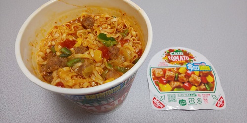 『カップヌードル チリトマトヌードル 今だけ謎肉増量』
