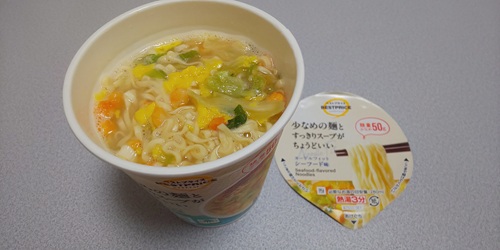 『トップバリュベストプライス ヌードルフィット シーフード味』